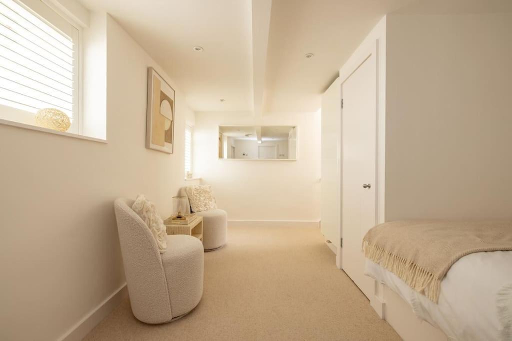 Holiday home Belmont House *